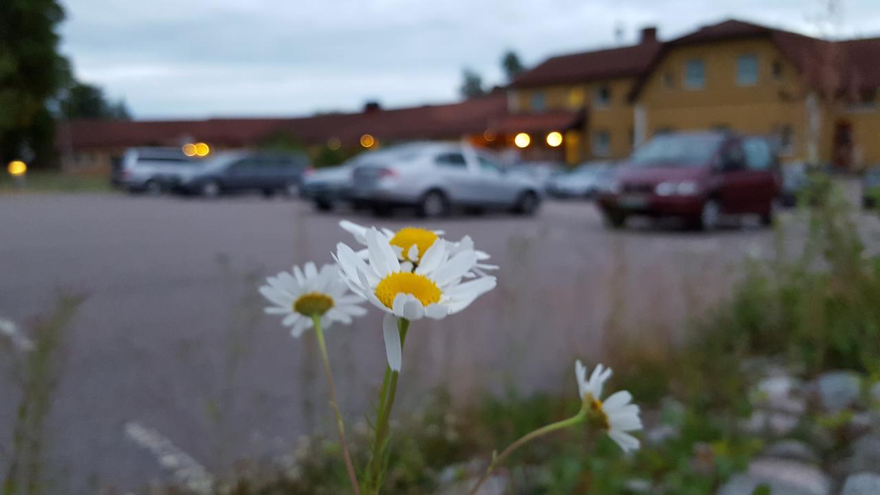 Dagsholm Hotell Fargelanda Bagian luar foto